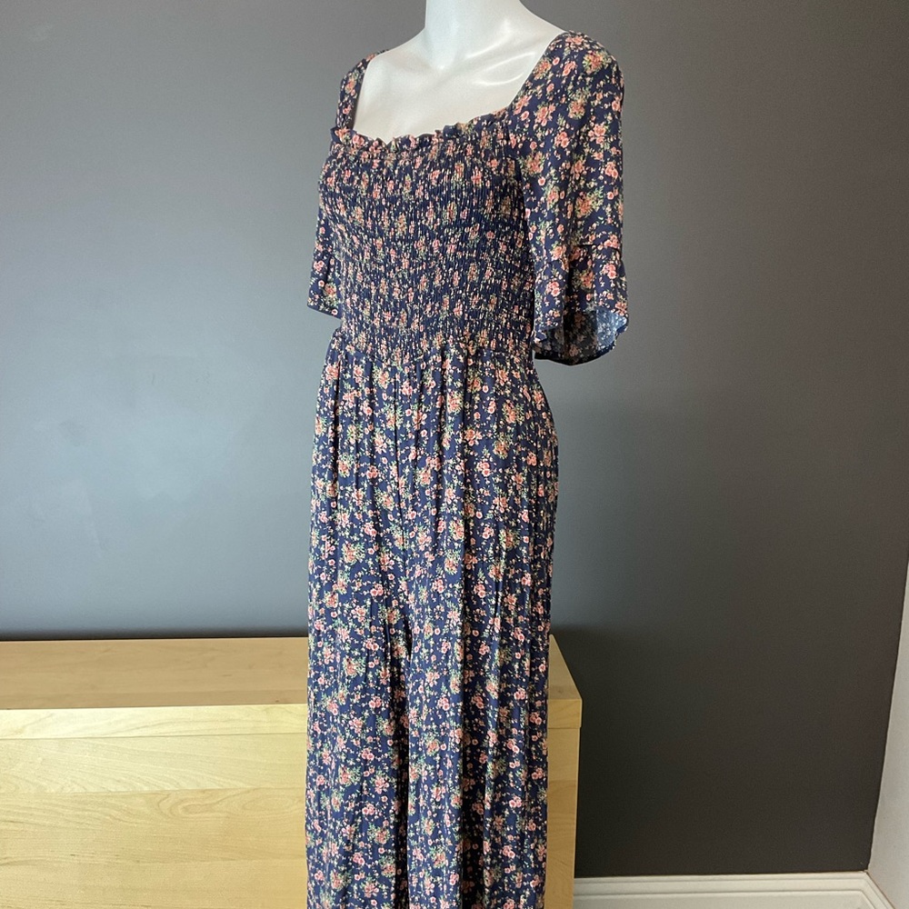 Romper, navy with tiny flower pattern.